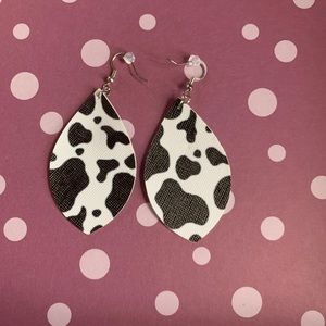 leather earrings